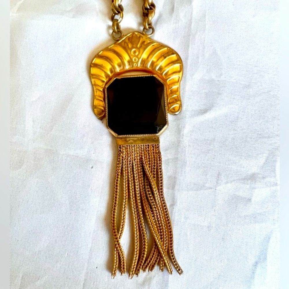Vintage Ornate Pendant Chain Necklace Onyx Center Stone Gold Tone Setting